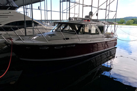 Image of 2020 Cutwater C-30 Sedan Luxury Edition