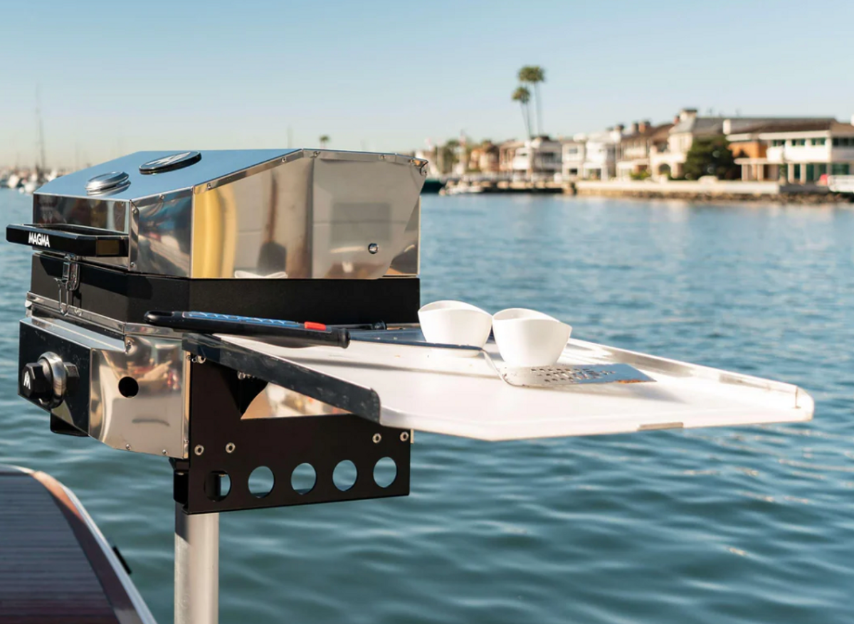 Image of MAGMA Crossover Single Burner & Grill Top with Quad Stand