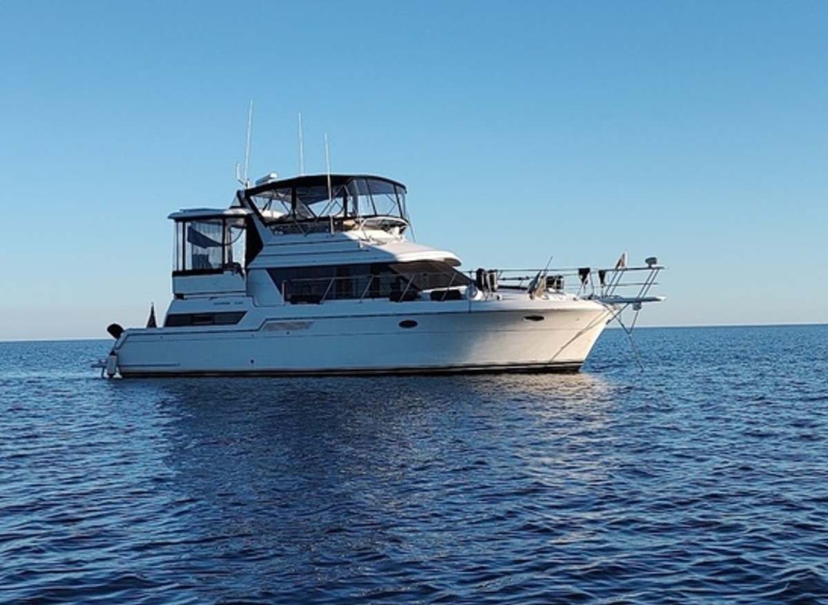 Image of 1996 43' Carver 430 Cockpit Motoryacht - Exodus