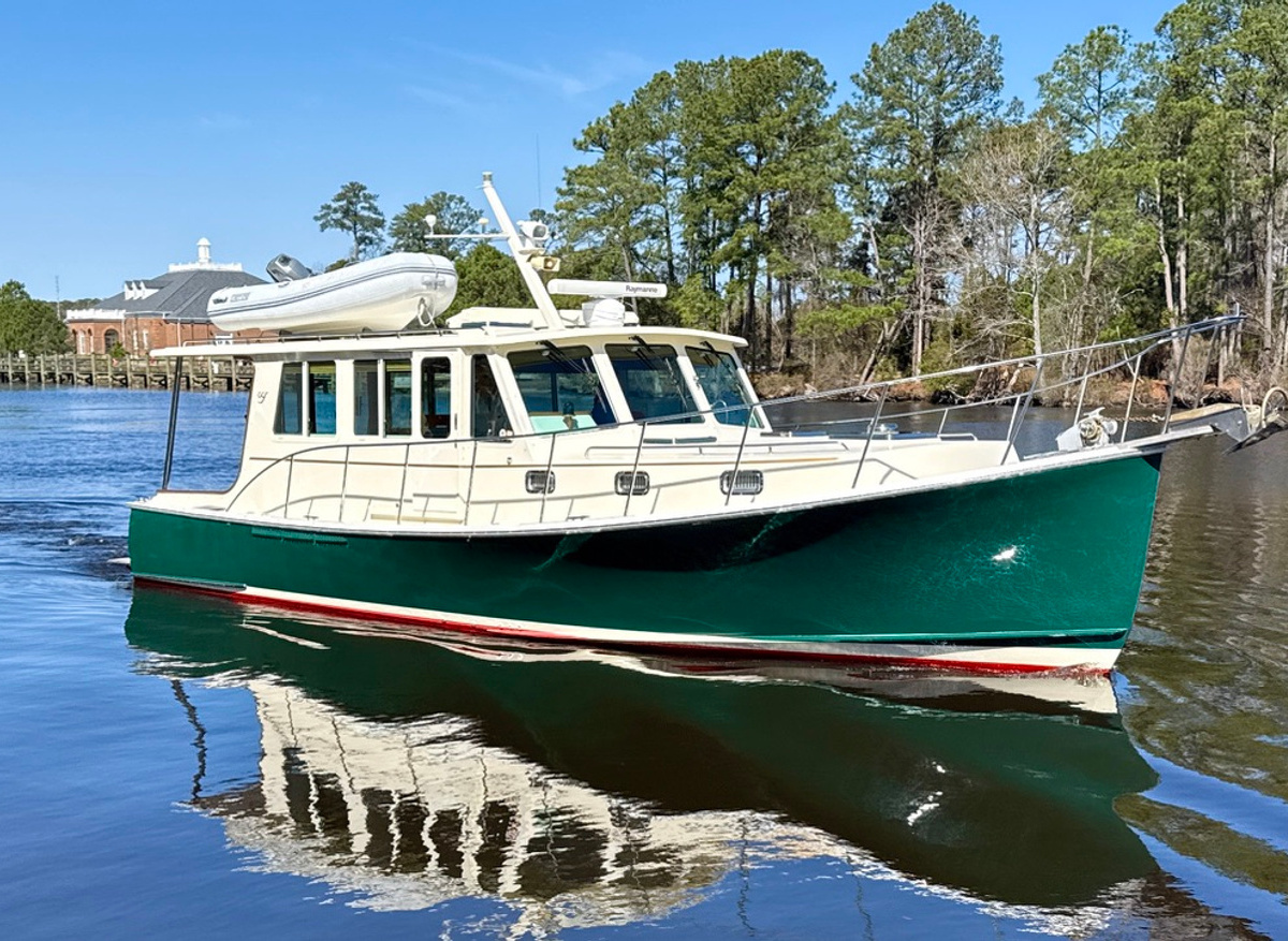 Image of 2007 Duffy 37' - finished by Campbell Custom Yachts as Atlantic 37