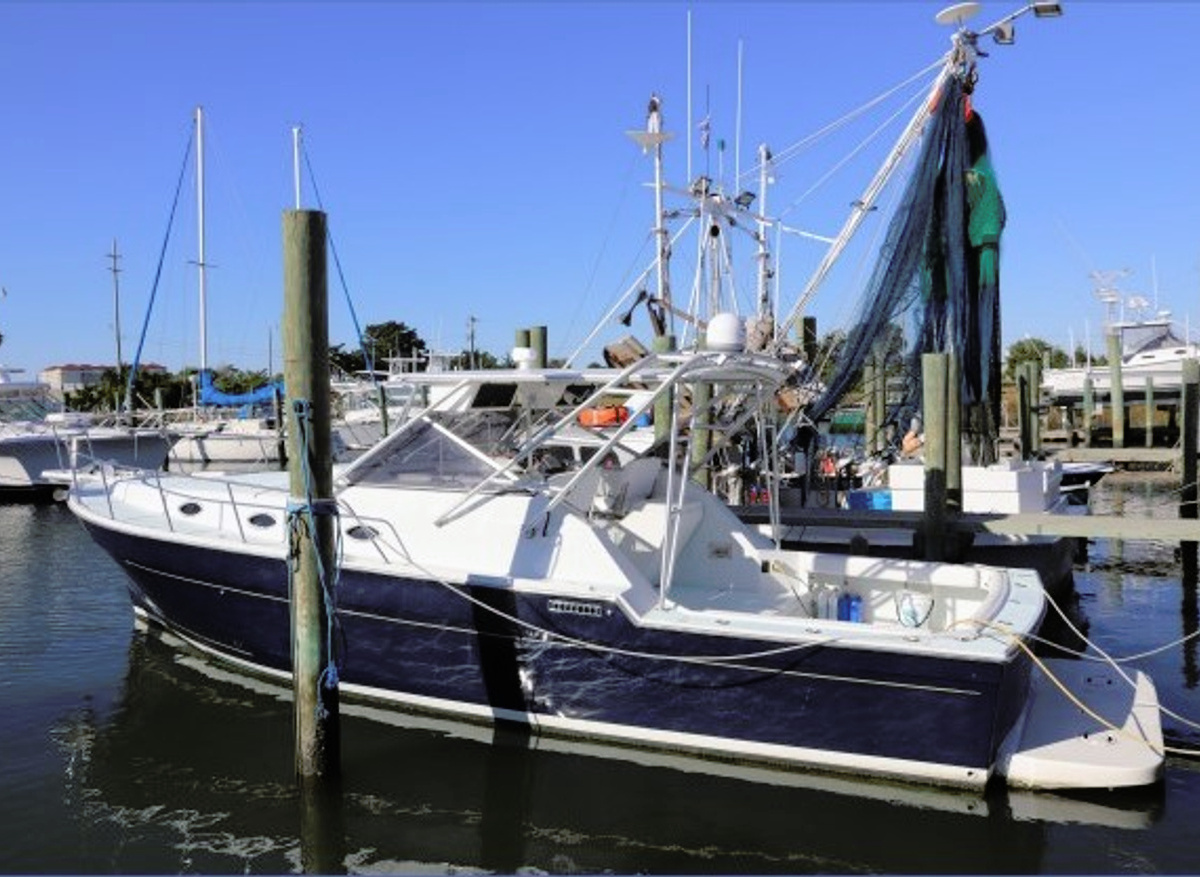 Image of 35' Luhrs 1988 Alura 35 