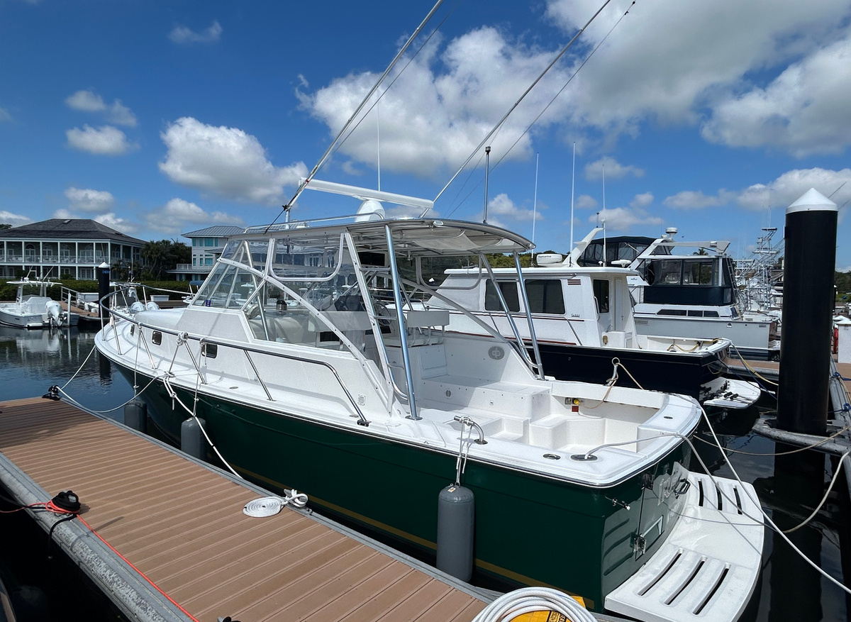 Image of 34' Mainship 2002 Pilot Twin 