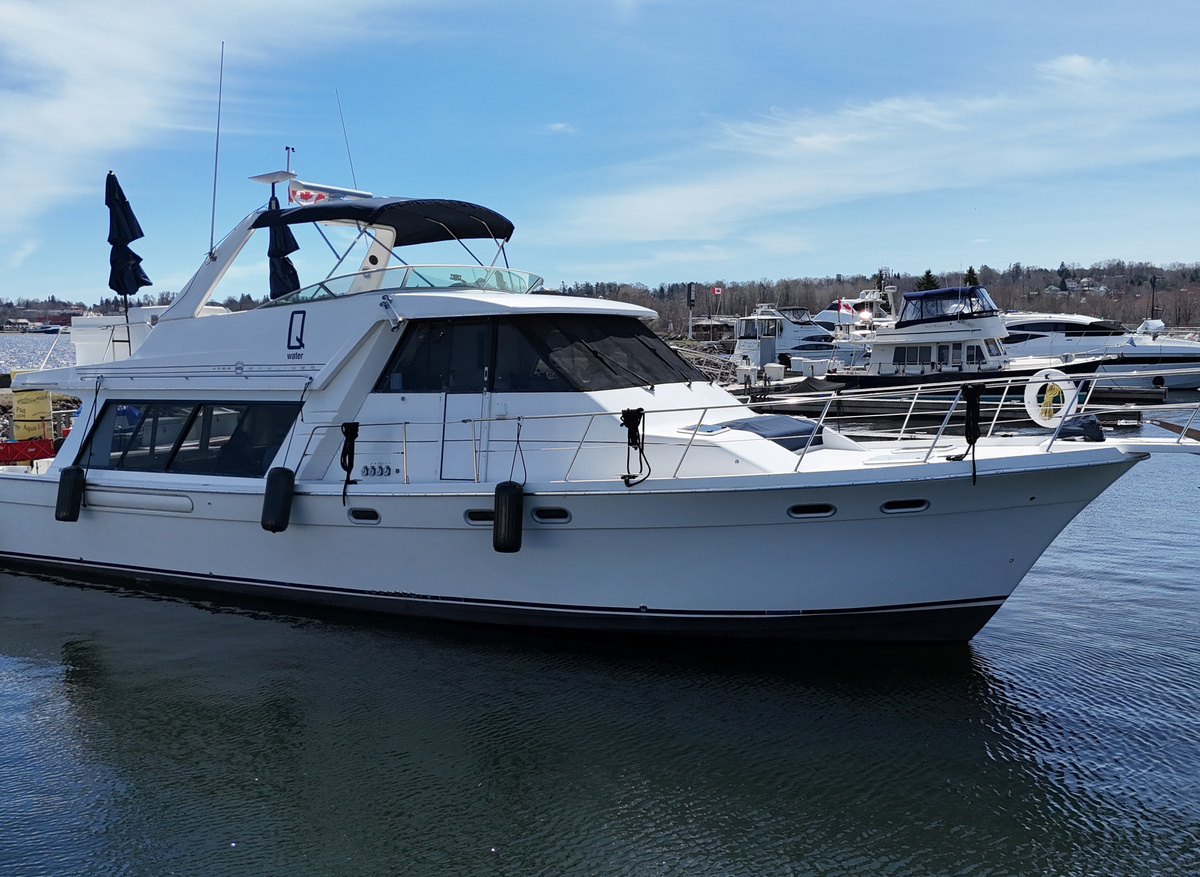 Image of 1997 Bayliner 4788 Motor Yacht