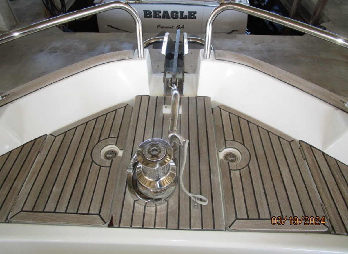 Dove anchor windlass 3-19-24.JPG