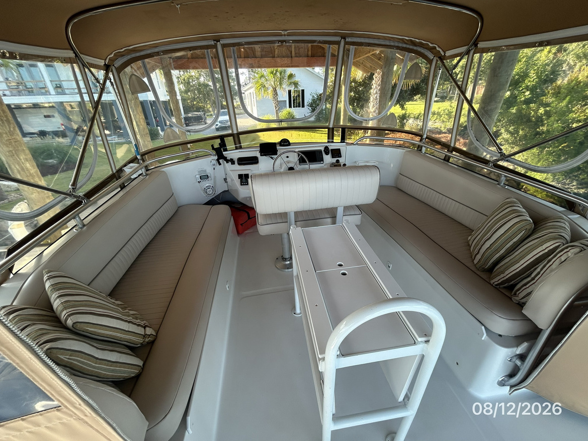 Studio-Sea-flybridge-fwd-hr1-8-12-26-30D59.jpg