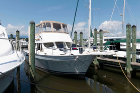 Image of 2004 Mainship 43 Trawler Aft Cabin