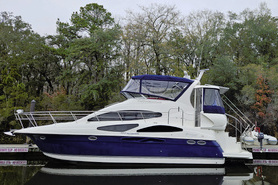 Image of 2006 Cruisers 385 Aft Cabin, Finished Loop, Starlink, LiFePO4 House Battery Bank 