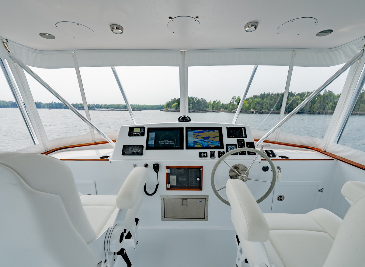 19-Flybridge-Helm-AB2A3.jpg