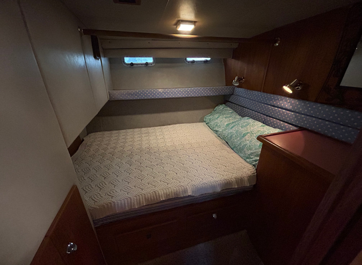 Plenty port aft guest stateroom hr1 12-18-24.jpg