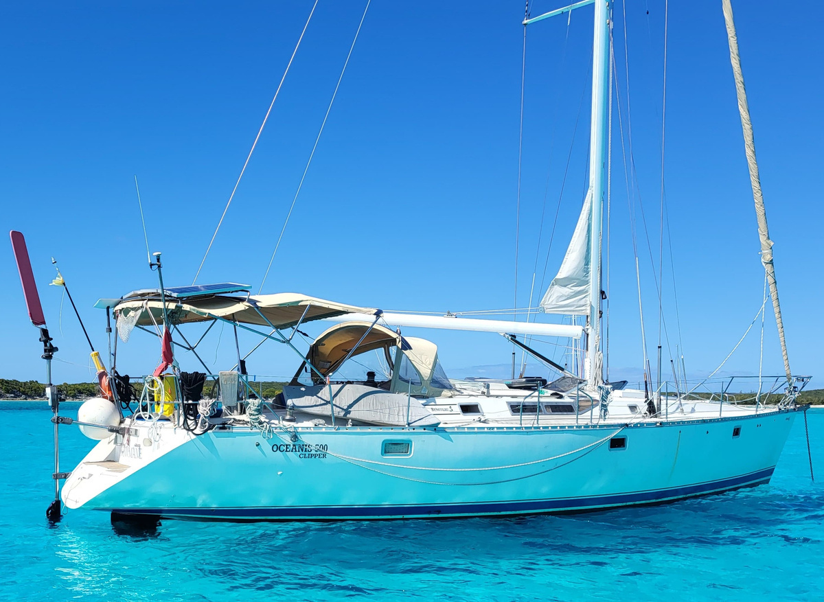 1050 Snowmane at Anchor.jpg