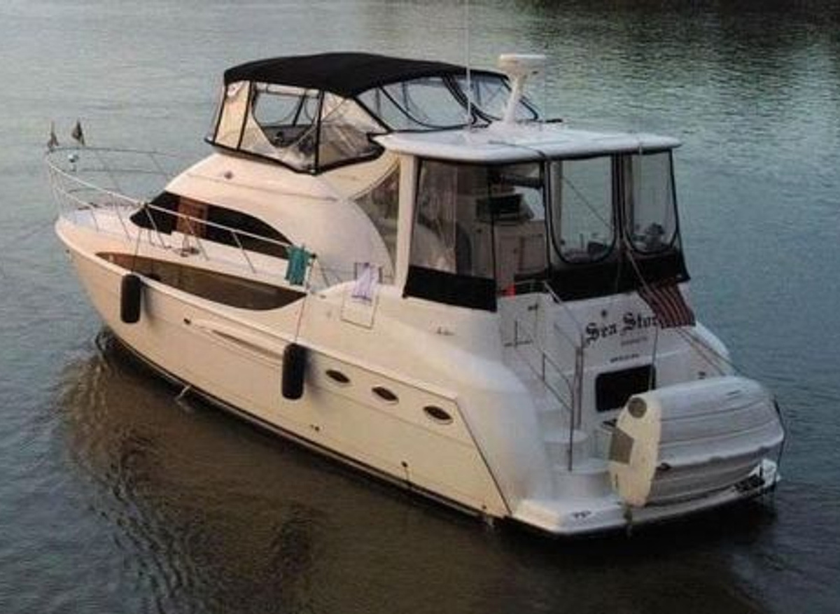 Image of 2004 Meridian Motoryacht