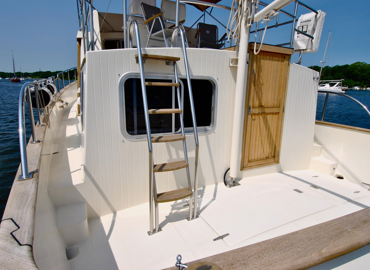 8. Aft deck.jpeg
