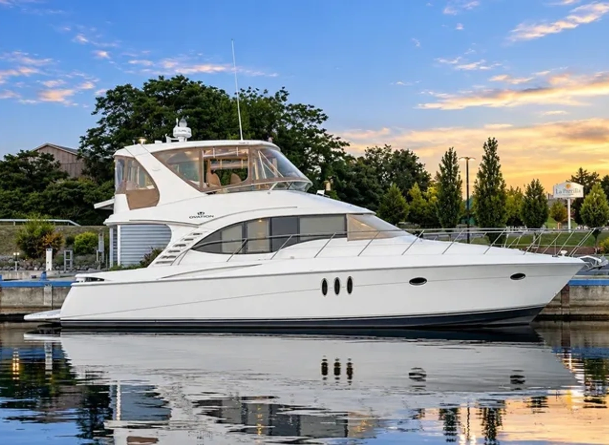 Image of 2009 Silverton 52 Ovation