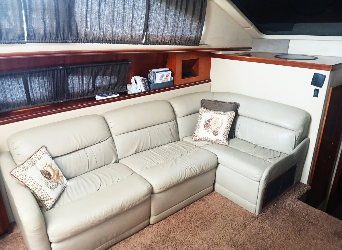 Sea Gem salon seating hr1.jpg