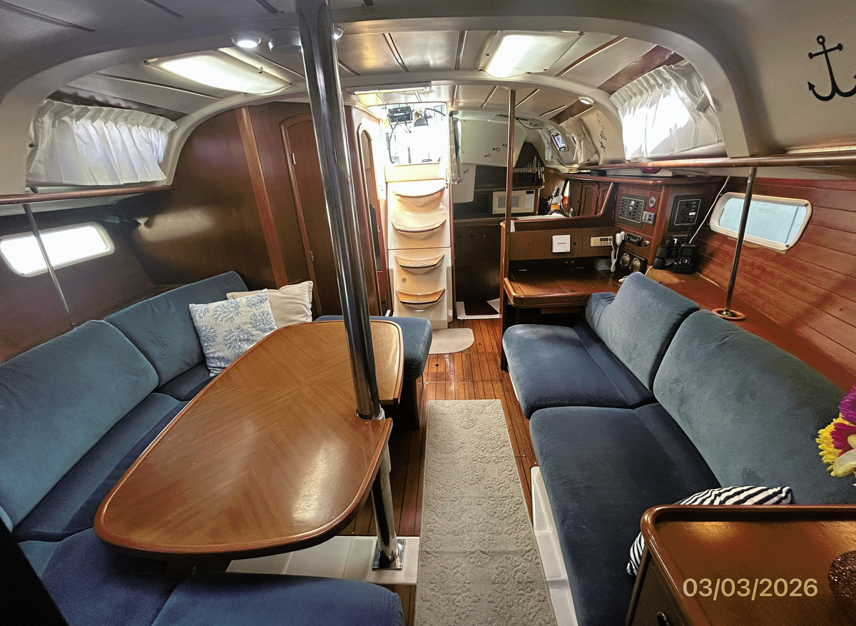 Axis-Mundi-salon-aft-hr1-3-3-26-C1CBC.jpg