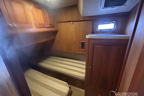 40_-Blooper-Guest-Stateroom-96262.jpg