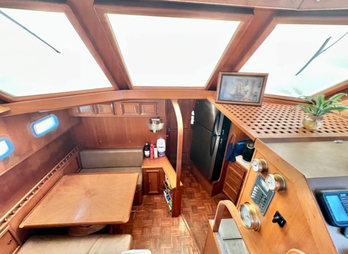 20 Nirvana 1987 Jefferson 42 Dinette 1 Medium.jpeg
