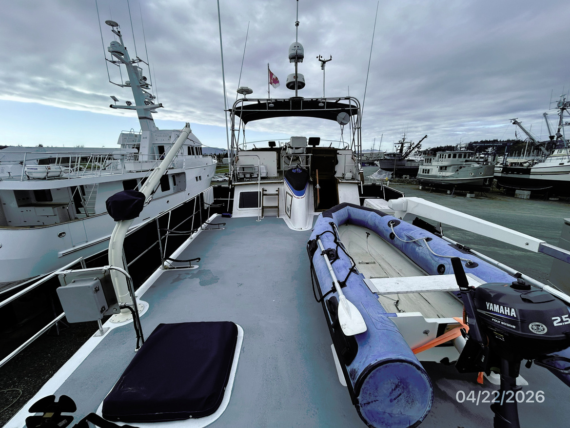 Traveller-boat-deck-fwd-hr1-4-22-26-A7DFB.jpg