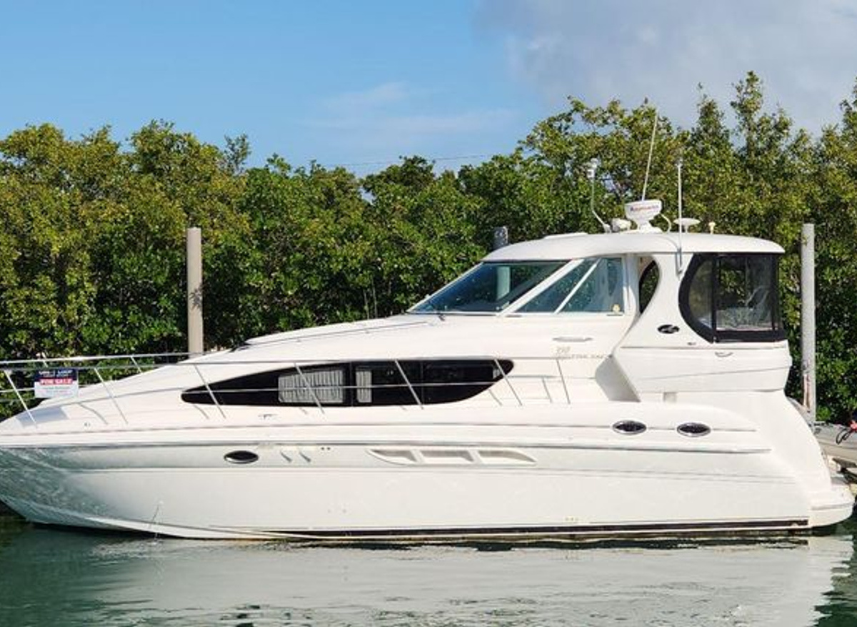 Image of 2004 Sea Ray 390 Motoryacht