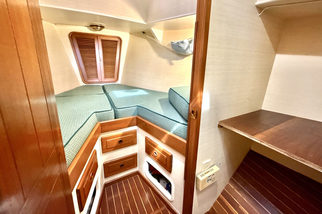 13-Fwd-stateroom-D3743.jpeg