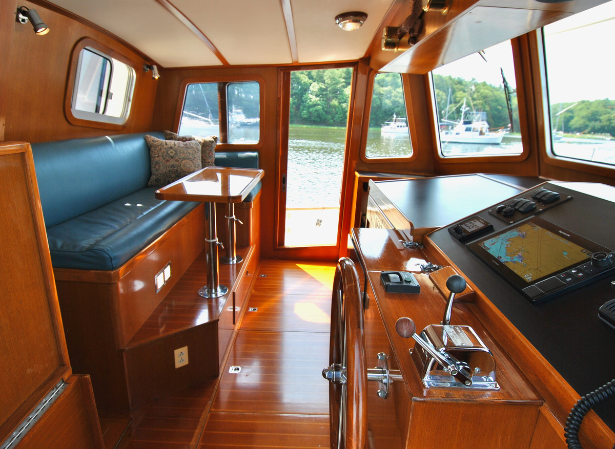 14. Pilothouse.jpeg