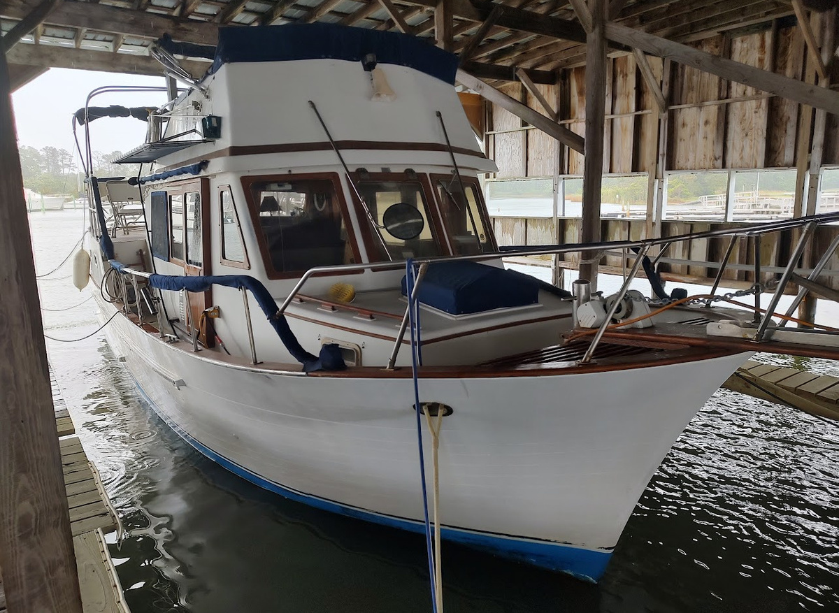 Image of 1984 Chein Hwa Senator 34'  