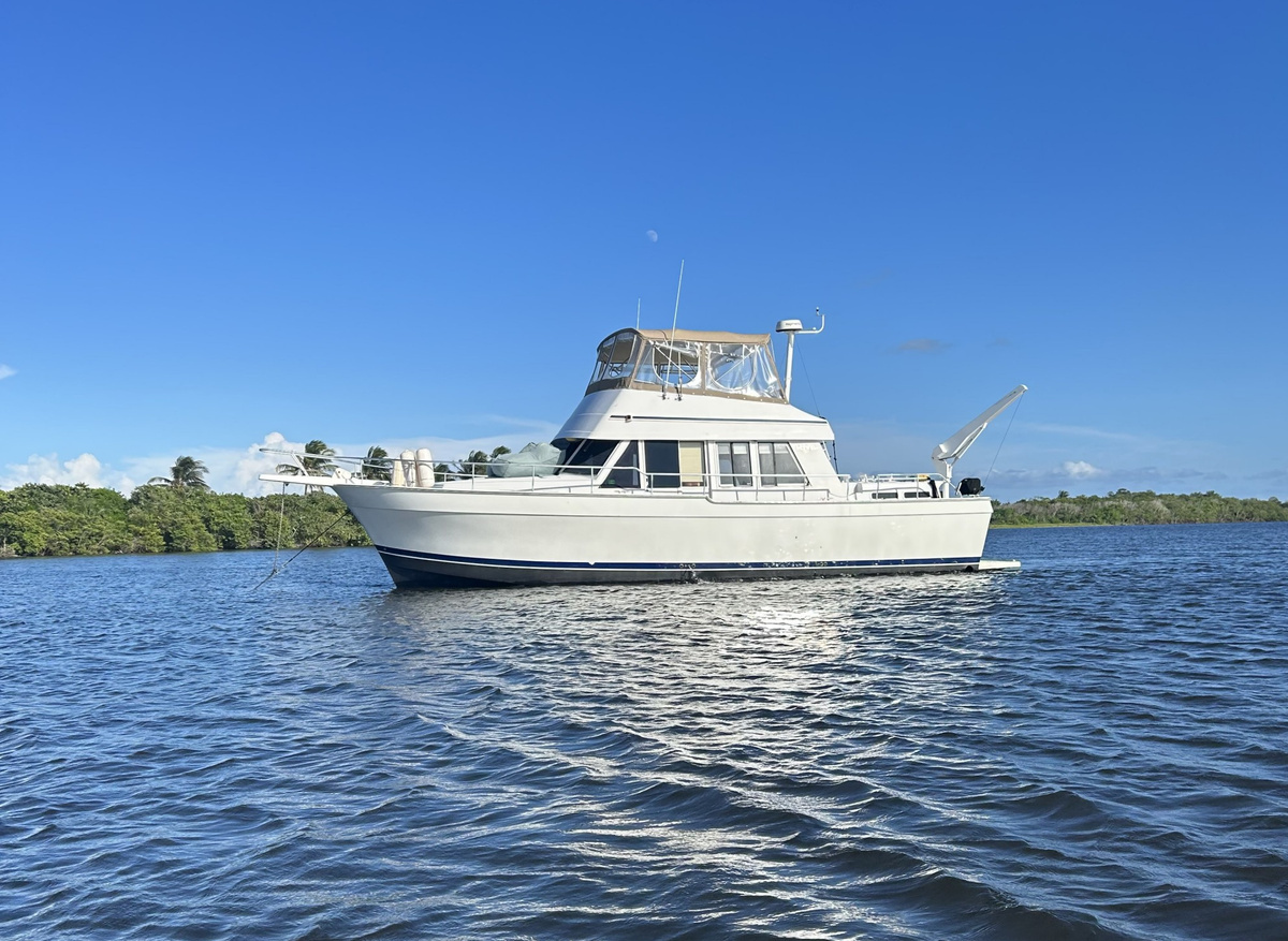 Image of 1999 Mainship 430 Trawler 