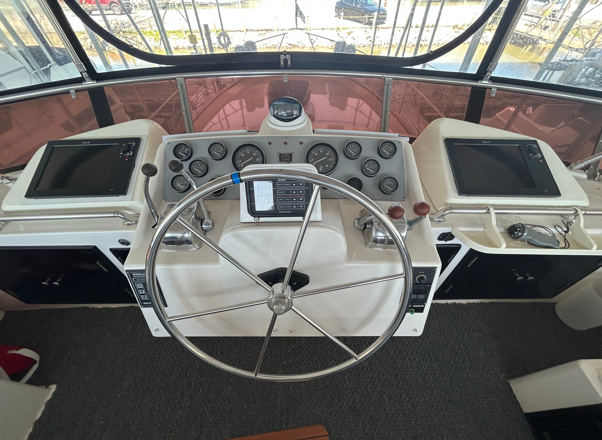 Panacea flybridge helm hr2 4-15-25.jpg