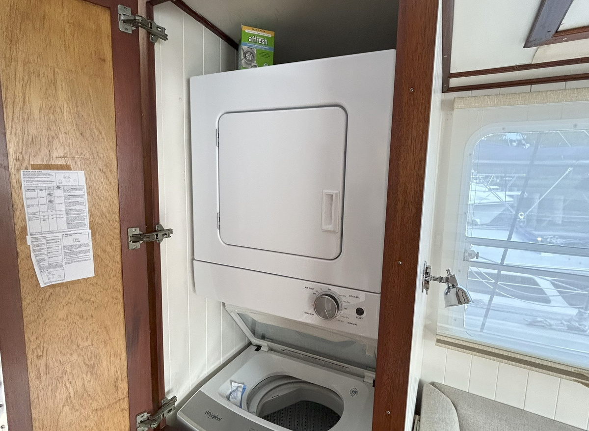 BB washer-dryer hr1 6-17-25.jpg