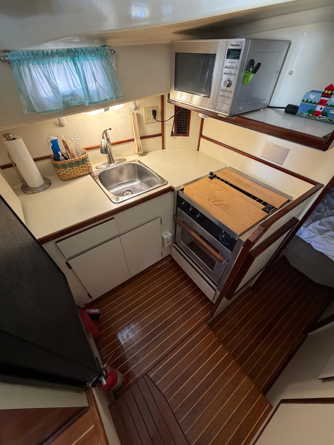 Kitchen-2-94FCB.jpeg