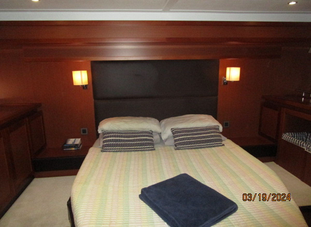 Dove master stateroom 3-19-24.JPG