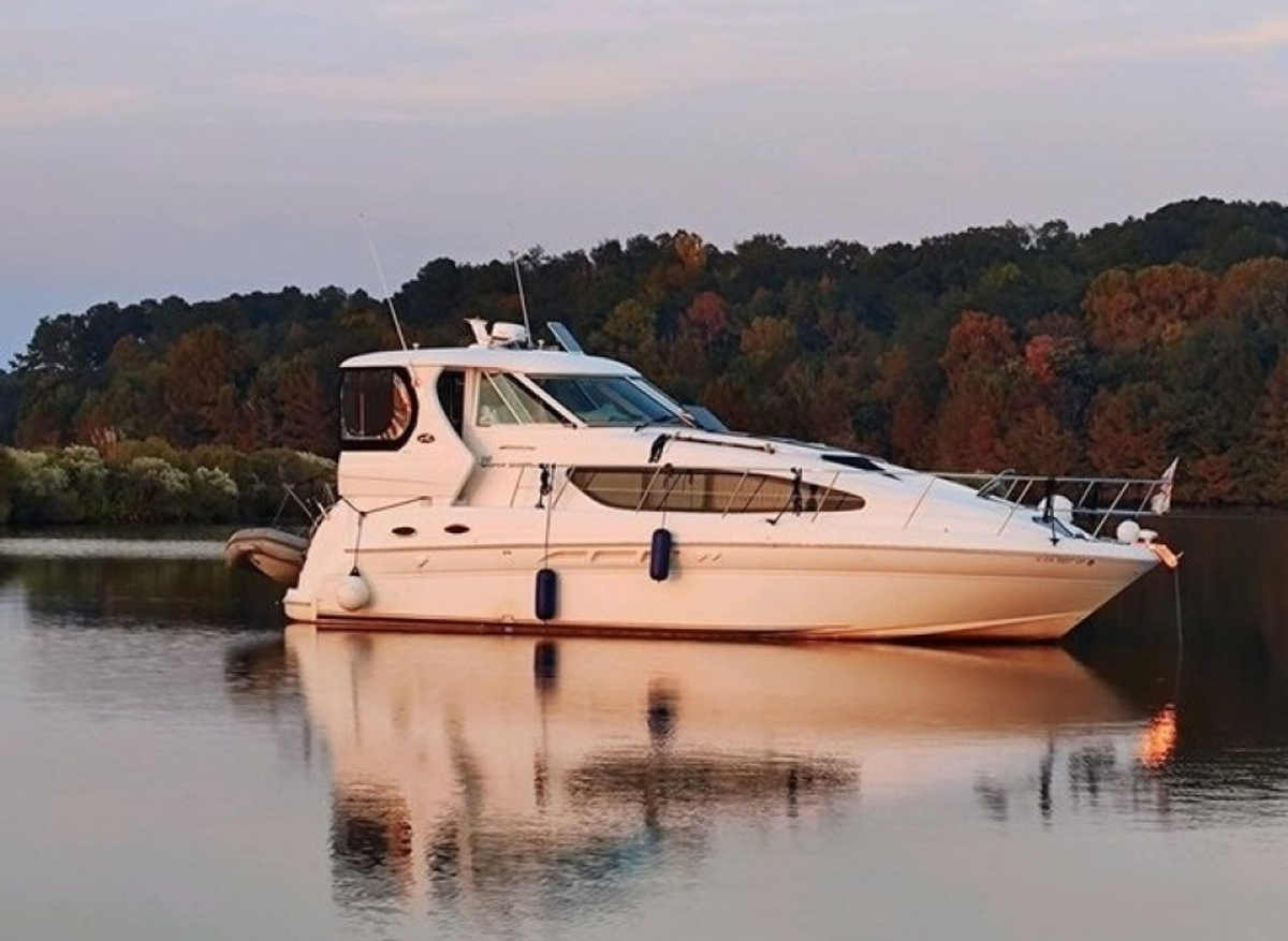 Image of 39' Sea Ray 390 Motoryacht 2004 - Cool Change