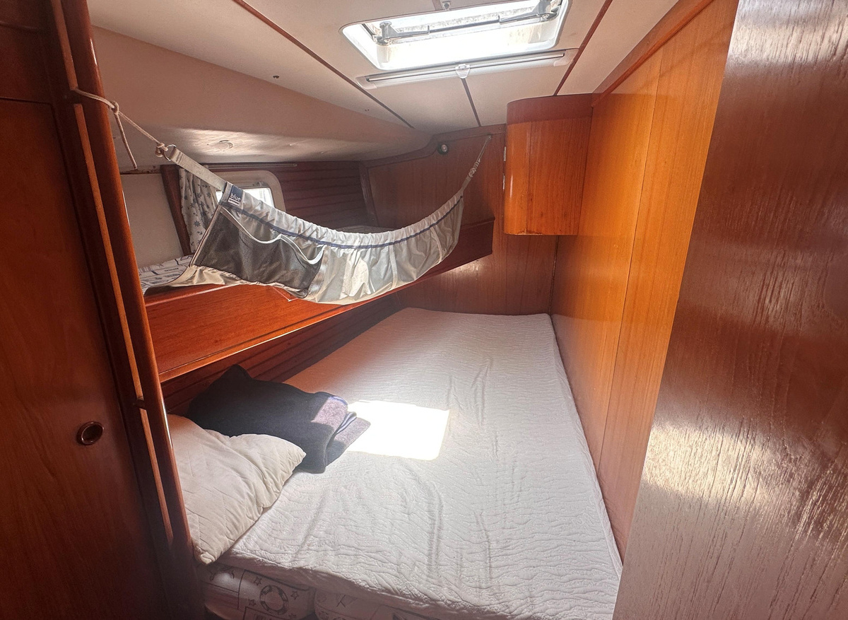 1030 Port Forward Cabin.JPG