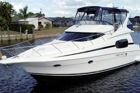 Image of 2001 Silverton 410 Sport Bridge