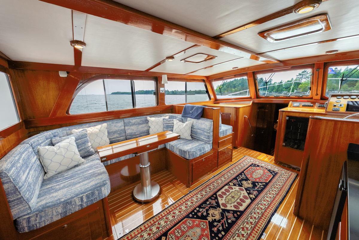 2-Salon-Dinette-C541A.jpg