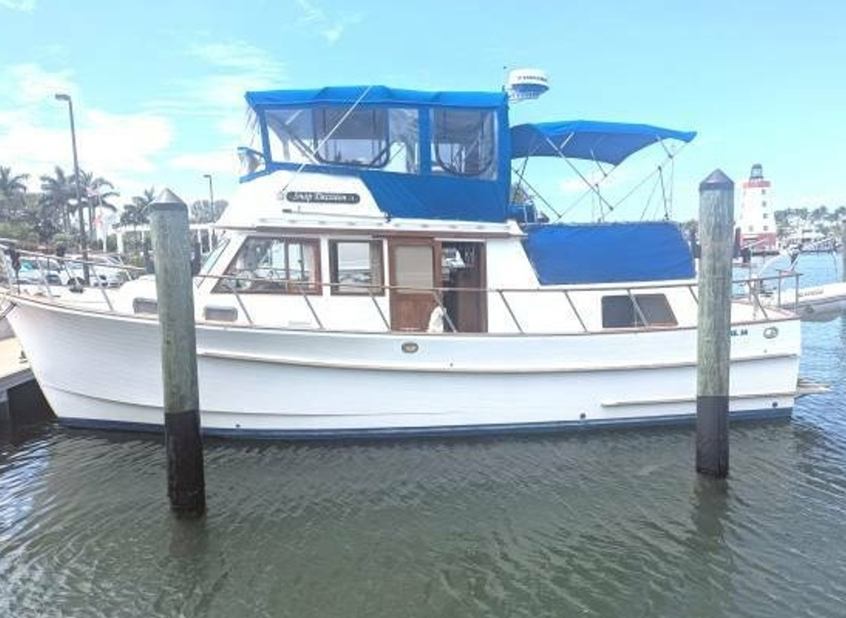 Image of 1984 36' Monk Double Cabin - Snap Decision