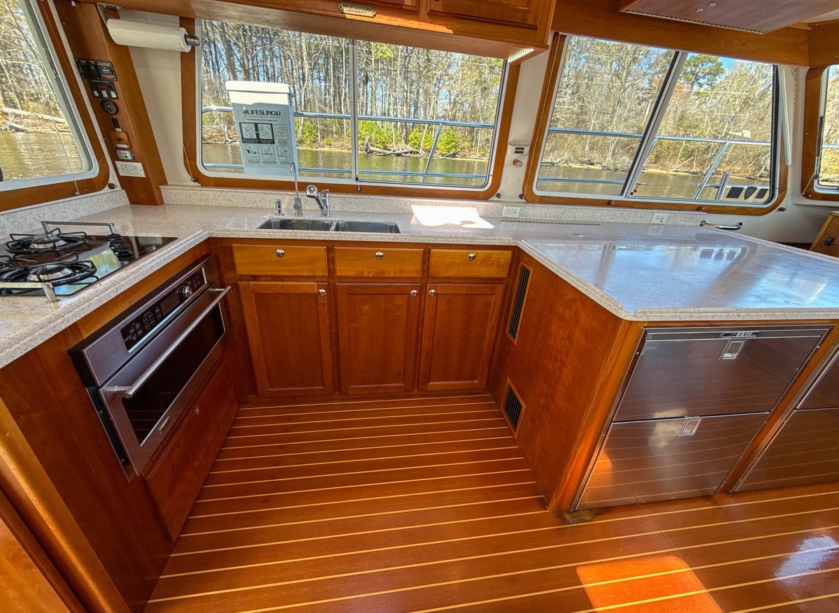19 SEE LEVEL Galley.jpg