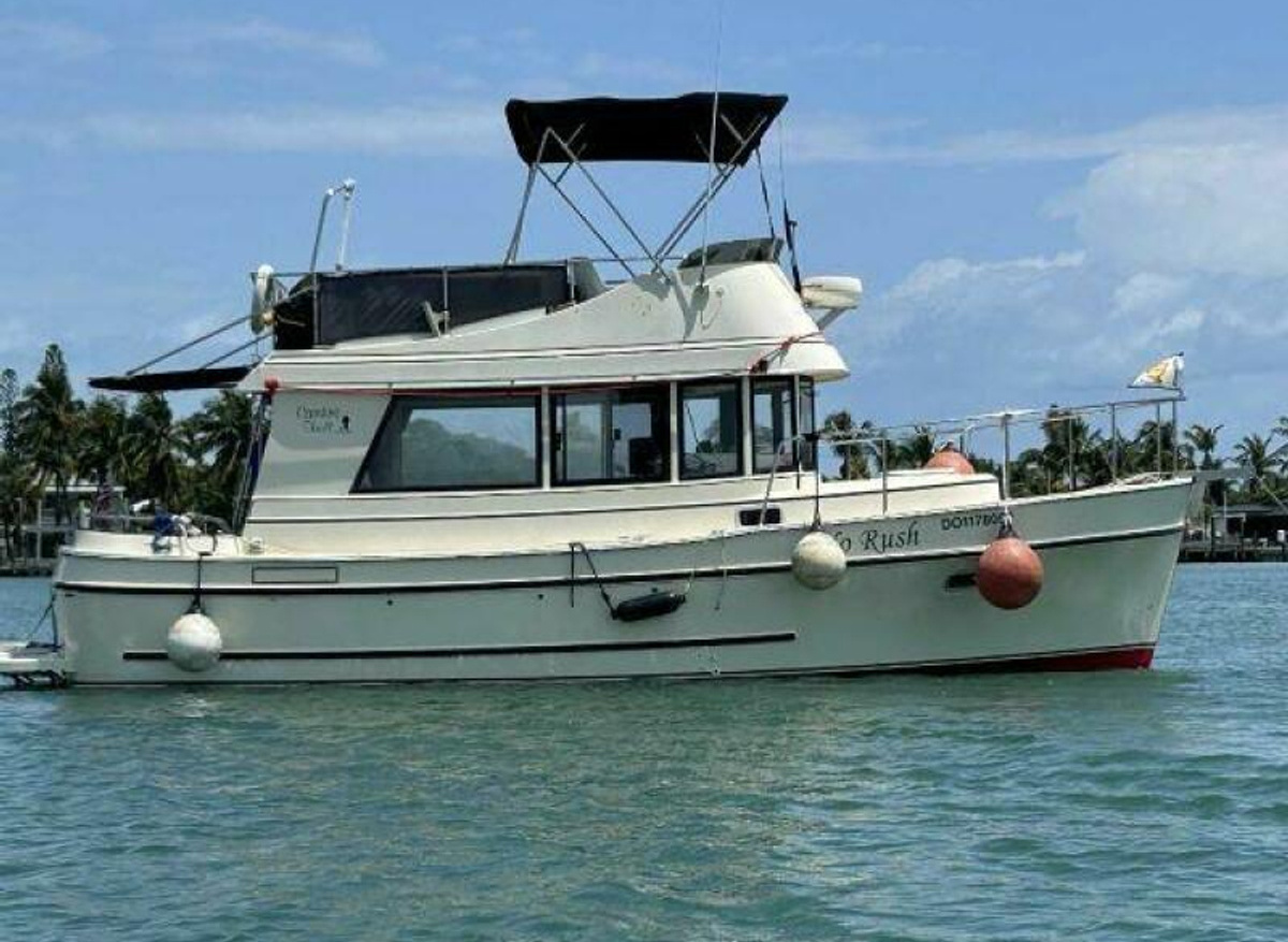 Image of 31' Camano Troll 20045 