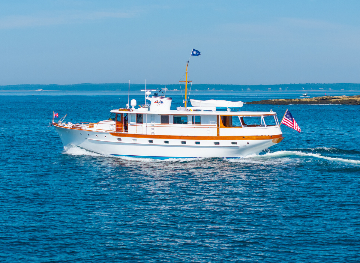 Image of 71' Trumpy 1958 