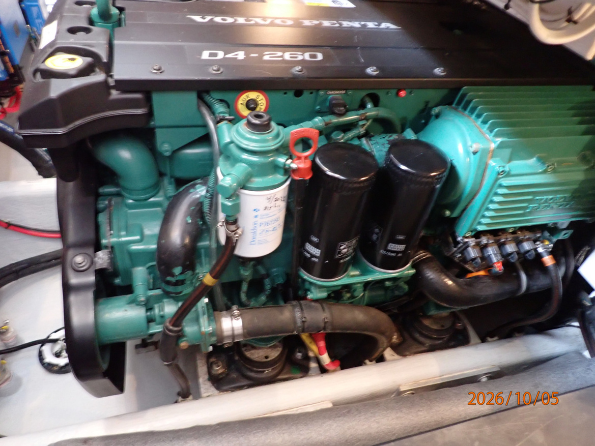 Sterling-main-egnine1-10-5-26-6CD4A.JPG
