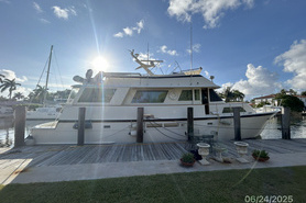 Image of 63' Hatteras  1986 CPMY  