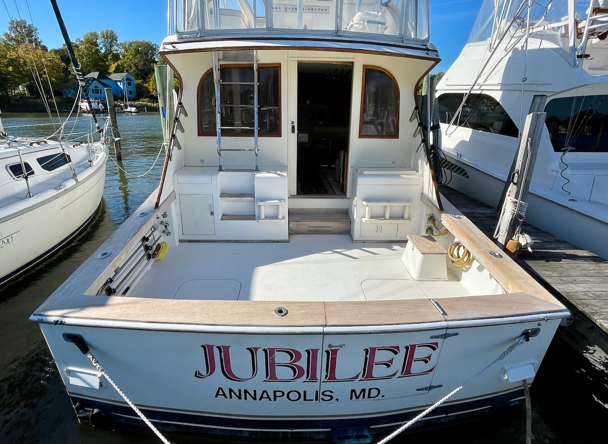 Post 46 Sport Fisherman - Jubilee - Mfg Brochure - 3.jpeg