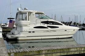 Image of 2004 Cruisers 405 Express Motoryacht