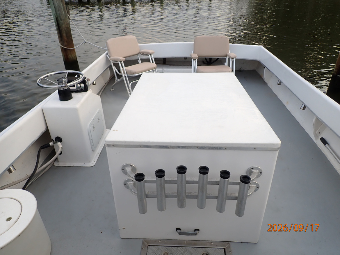 MS-cockpit-aft-9-17-26-5DC2A.JPG