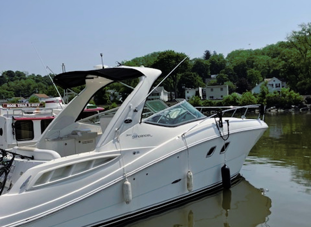 Image of 2008 Sea Ray 310 Sundancer
