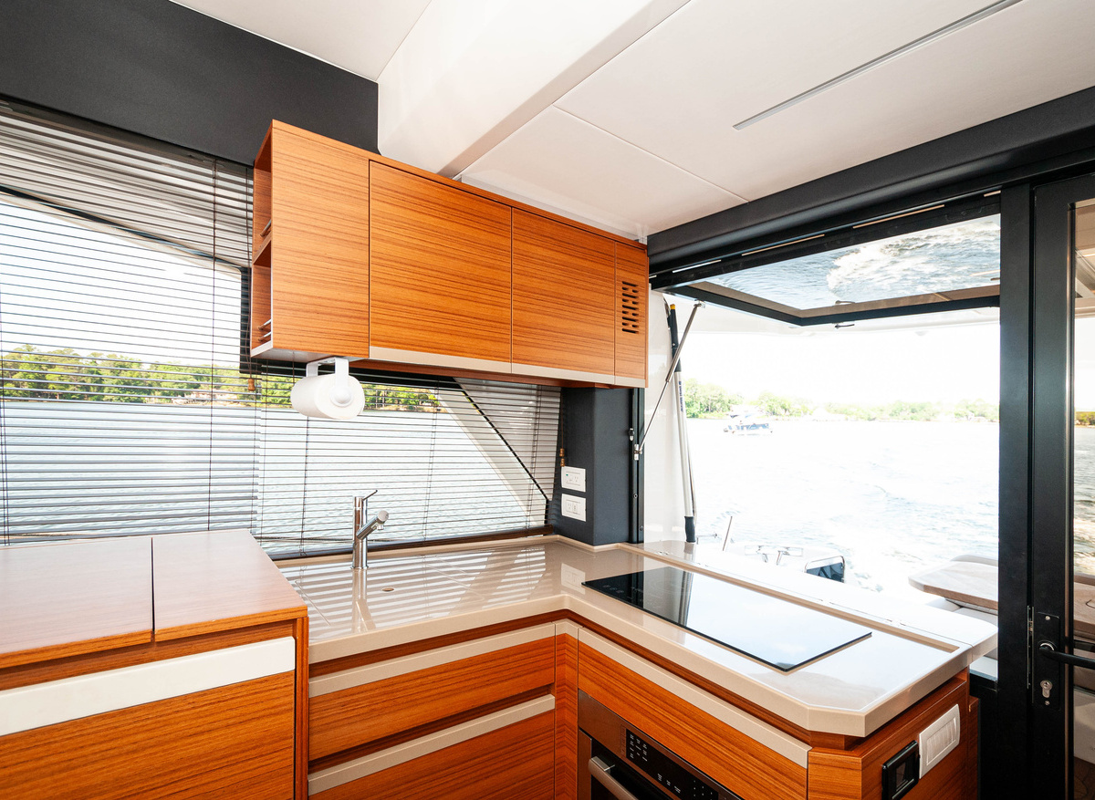 Galley-B59C9.jpg