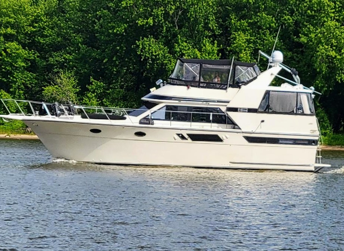 Image of Carver Californian 45 1988