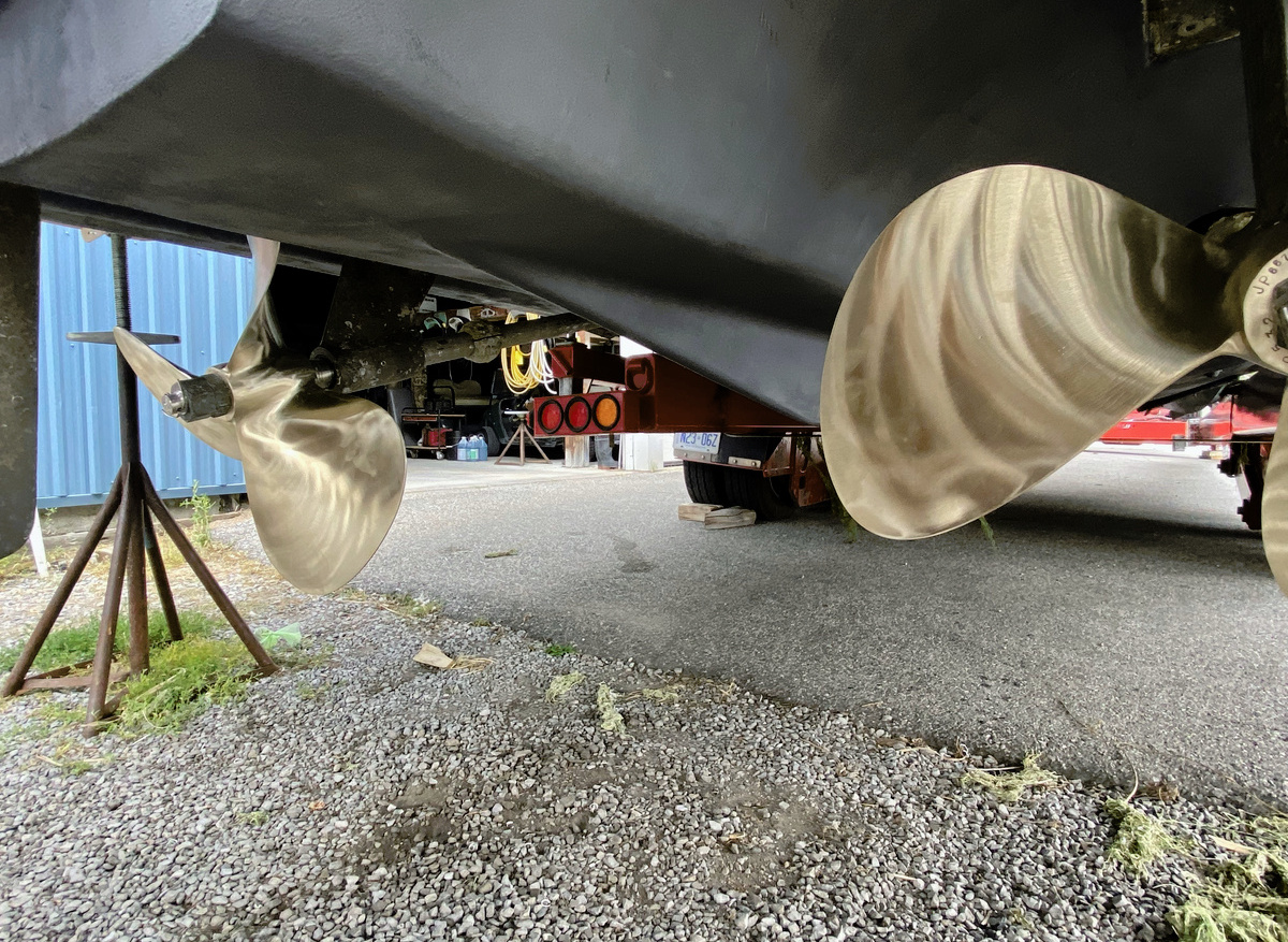 Serviced_props_on_boat.jpeg