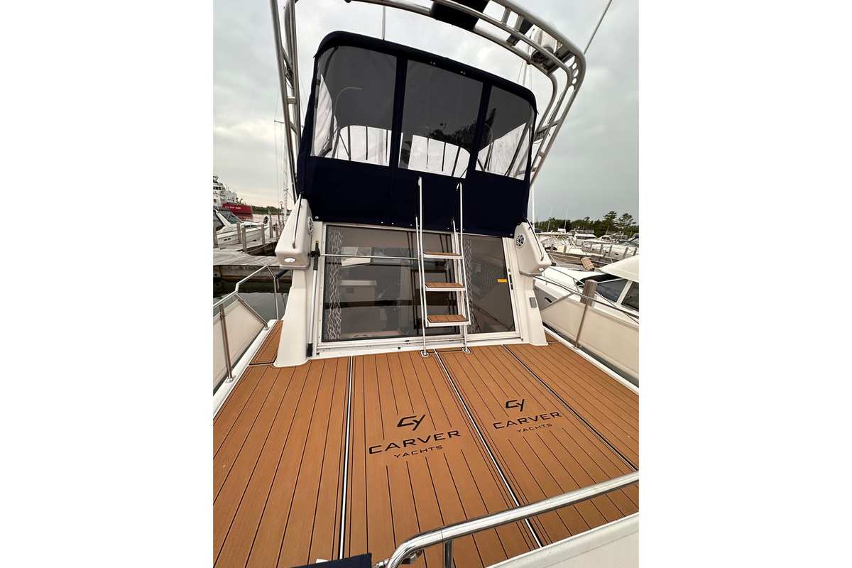 1995-carver-325-aft-cabin-motor-yacht-power-10079930-20260816074856343-2-35D66.jpg
