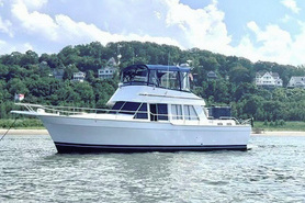 Image of 43 ft Mainship  2004 430  